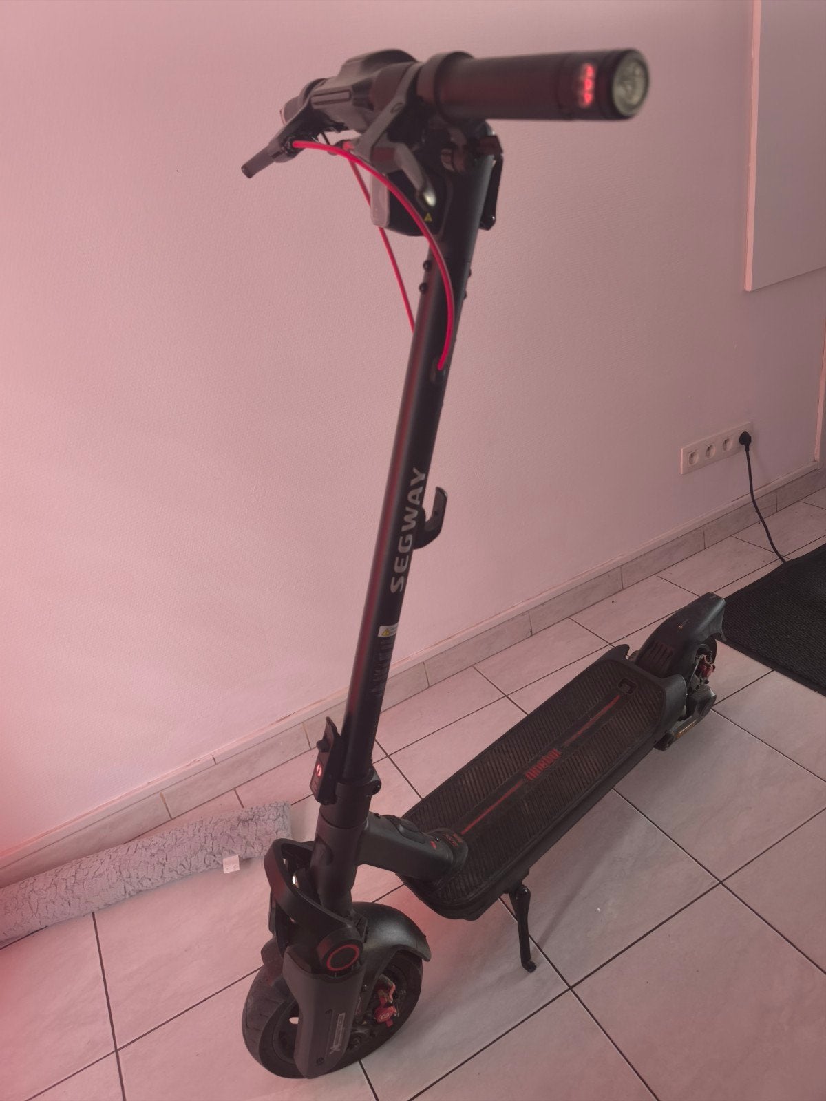trotinette segway ninebot, Fietsen en Brommers, Ophalen, Zo goed als nieuw, Overige typen, Segway Ninebot