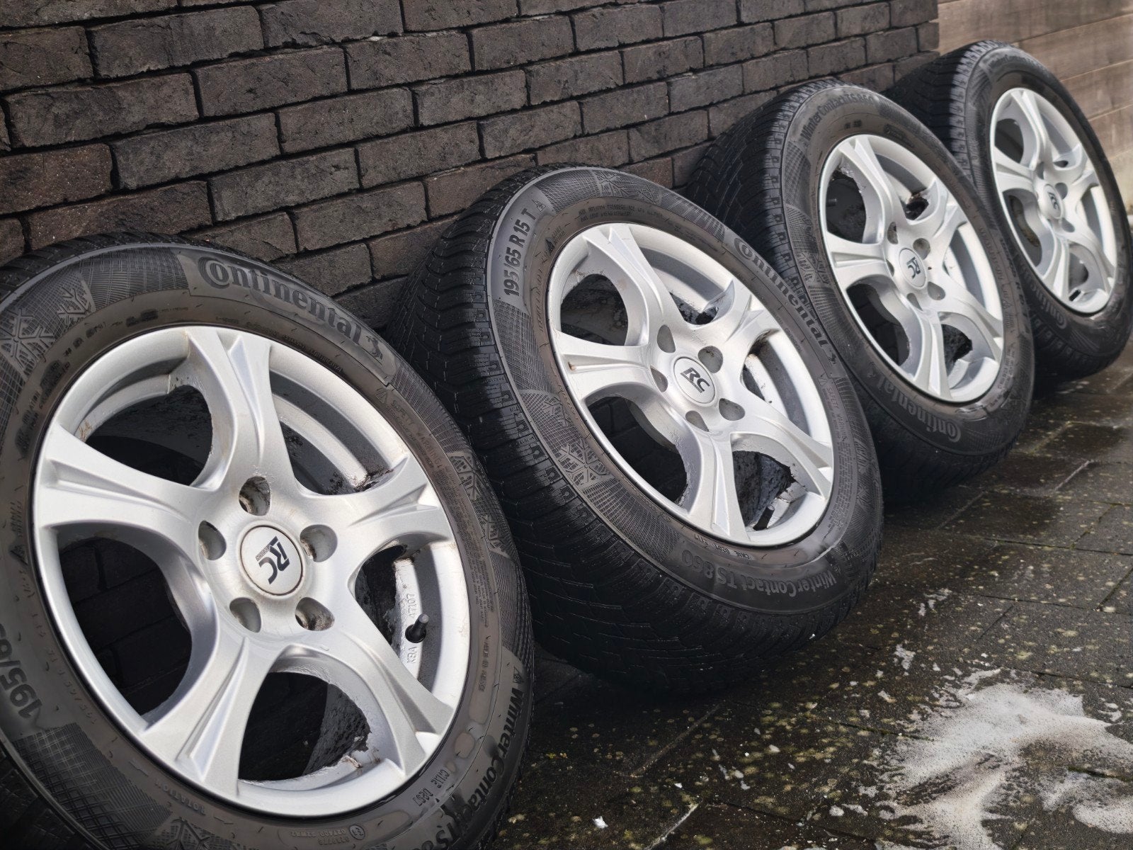 15 inch Winterset Seat Leon / Golf / Audi A3 (5x112) - Conti, 15 pouces, Pneus hiver, Véhicule de tourisme, Pneu(s)