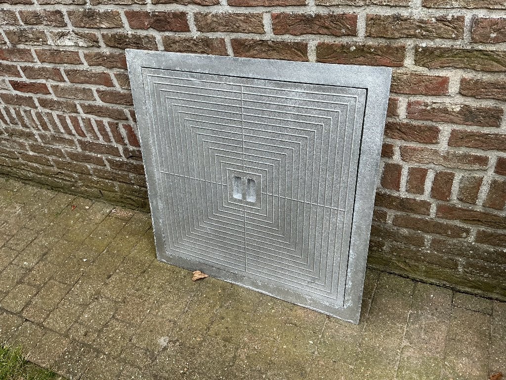 Aluminium putdeksel, Ophalen, Aluminium