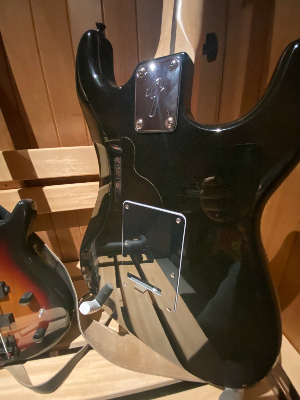Guitare gaucher…., Enlèvement, Comme neuf