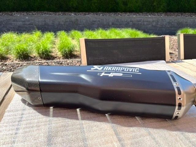 BMW F750/F850GS+A Akrapovic uitlaat., Motoren, Ophalen of Verzenden, Gebruikt