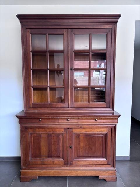 Zeer mooie en degelijke kast met vitrine, Ophalen, Gebruikt, 100 tot 150 cm, 200 cm of meer