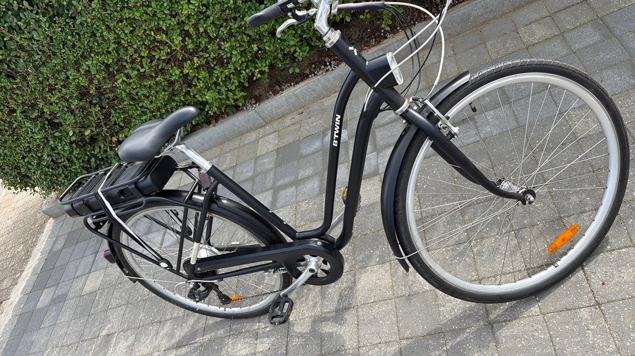 B’twin elops 500 e, Vélos & Vélomoteurs, Enlèvement, Comme neuf, 30 à 50 km par batterie, Autres marques