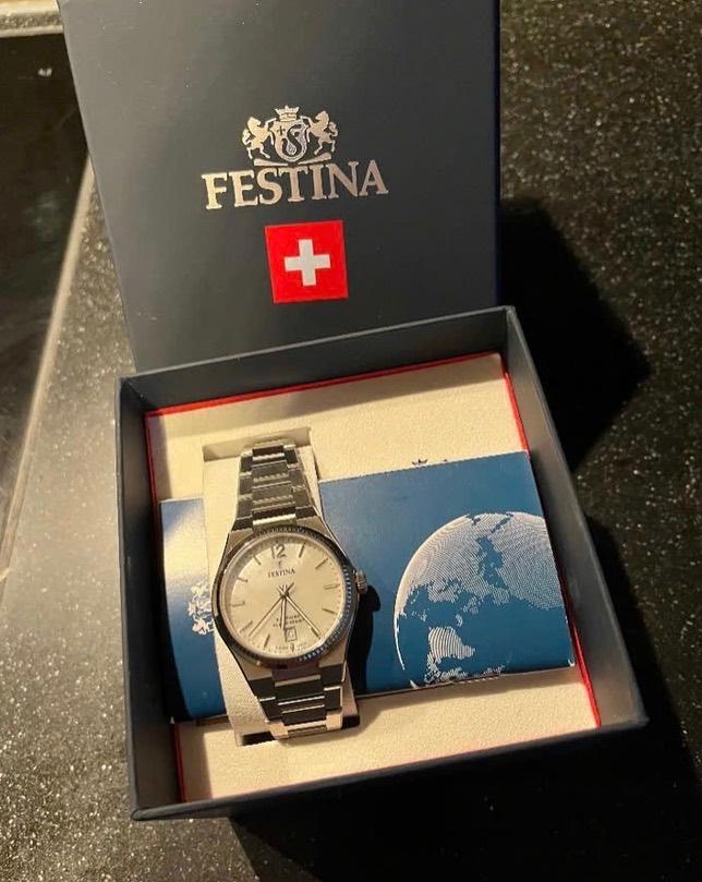Dameshorloge festina, Autres marques, Acier, Enlèvement, Acier