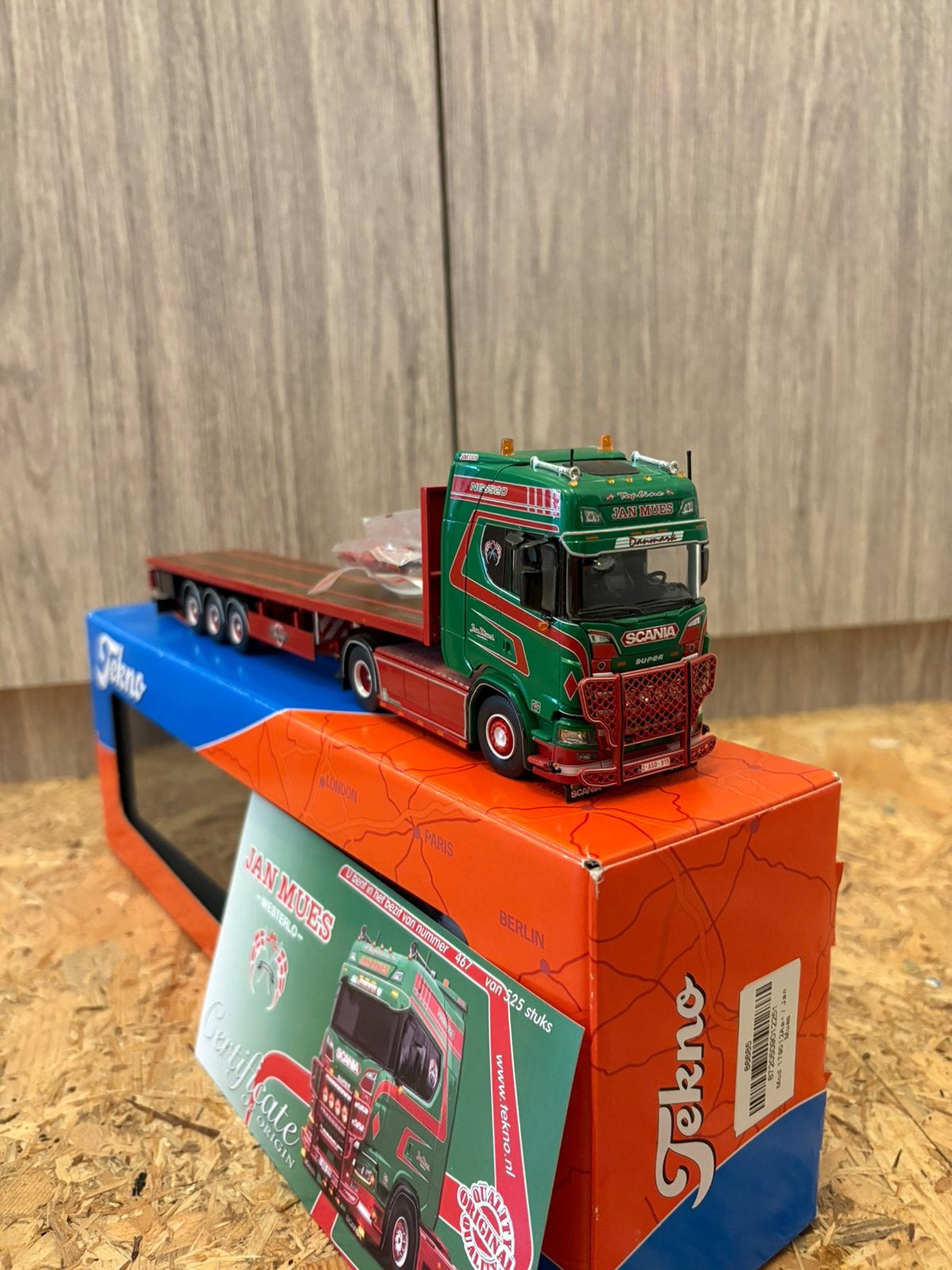 Jan mues S520 schaalmodel, Hobby en Vrije tijd, Ophalen, Zo goed als nieuw, Bus of Vrachtwagen, Tekno
