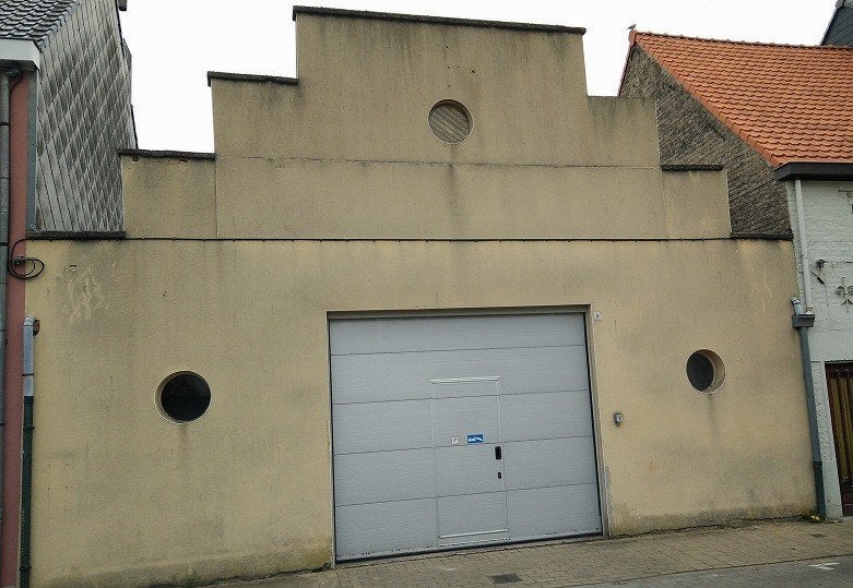 Parkeerplaats te huur in Merelbeke, Gand