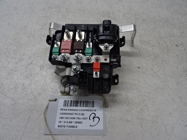 BOITIER FUSIBLES Renault Kangoo Express (FW) (01-2008/-), Autos : Pièces & Accessoires, Utilisé, Renault