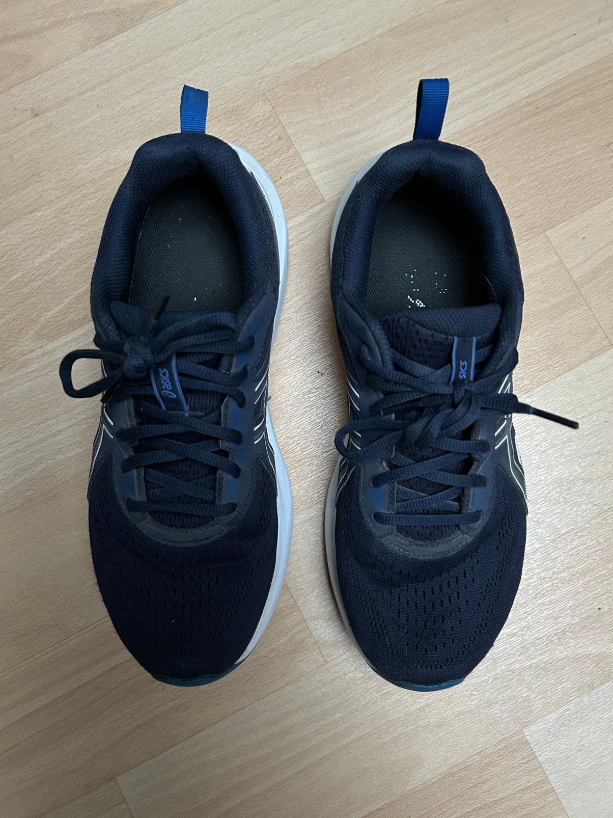 Baskets Asics amplifoam+, P 42,5 , bleu marine, TB état, Course à pied, Chaussures de course à pied, Enlèvement, Utilisé