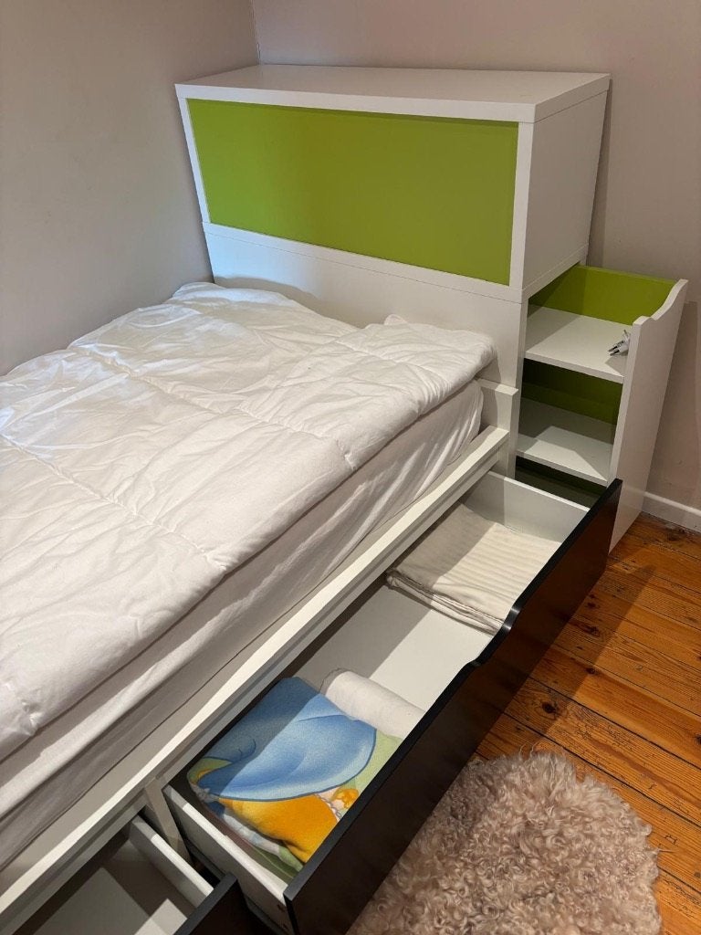 Eenpersoonsbed met opbergruimte, Huis en Inrichting, Ophalen, 90 cm, Eenpersoons, Wit