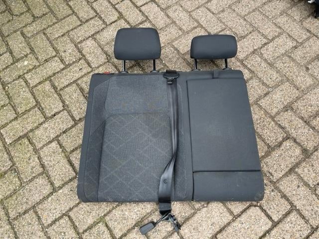 ACHTERBANK rugleuning rechts Volkswagen Golf VIII (CD1), Auto-onderdelen, Gebruikt, De Bloemendaal 21 21
5221 EB  'S HERTOGENBOSCH, NL