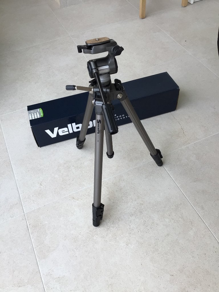 Velbon Sherpa 550R statief tripod, Ophalen of Verzenden, Zo goed als nieuw, 150 tot 175 cm, Driepoot