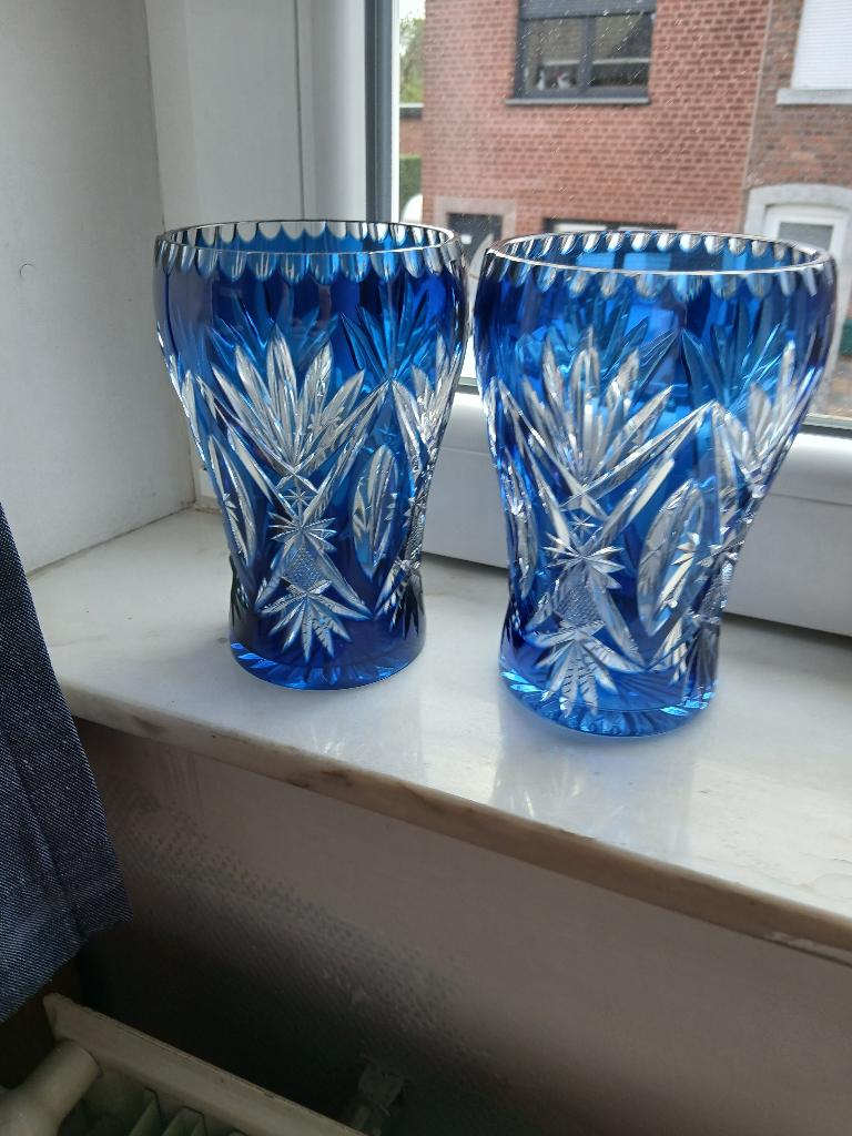 2 vase bleu colbat raisin de leon ledru val saint lambert, Antiquités & Art, Enlèvement ou Envoi