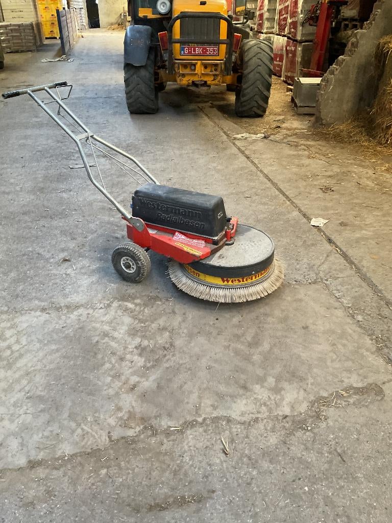 Balayeuse rotative, Enlèvement, Comme neuf