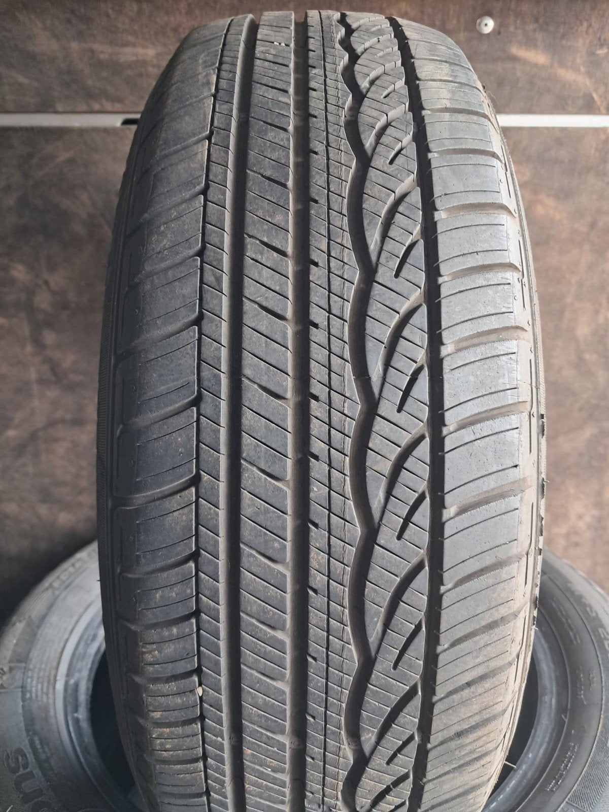 1856015 185/60/15 185/60r15 Toutes les saisons, Enlèvement