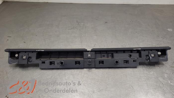 Support pare-chocs arrière centre d'un Citroen Jumpy, -, 3 mois de garantie, Utilisé, -