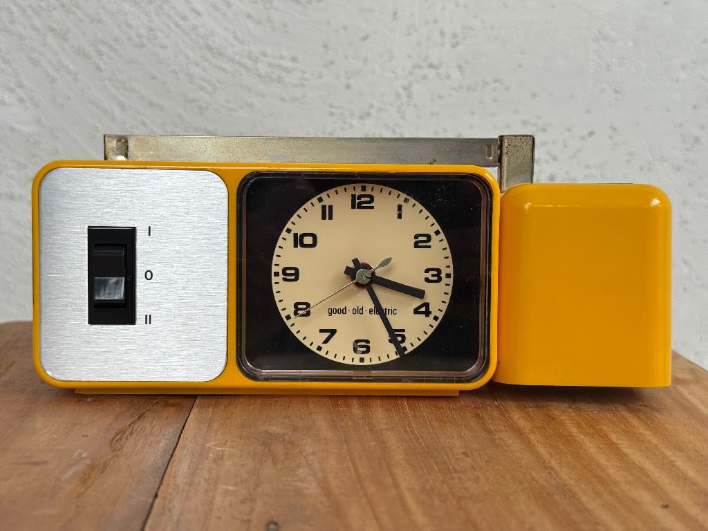 Vintage Space Age Alarm Klok met Lamp uit de Jaren 70, Huis en Inrichting, Woonaccessoires | Klokken, Ophalen of Verzenden, Gebruikt