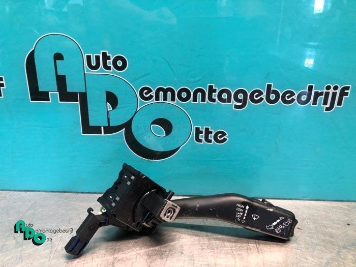 Commutateur essuie-glace d'un Seat Leon (Leon 05-), -, 3 mois de garantie, Utilisé, -