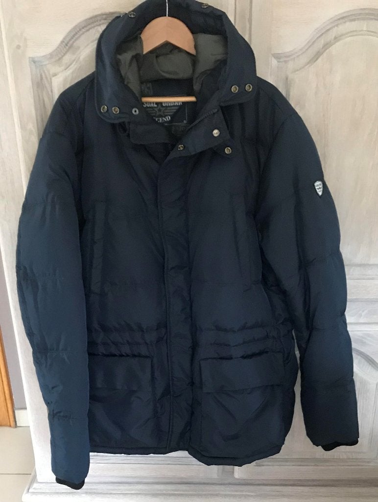 Veste doudoune hiver homme avec capuche T3XL Bleu marine, Vêtements | Hommes, Vestes | Hiver, Neuf, CASUAL URBAN LEG, Bleu, Enlèvement