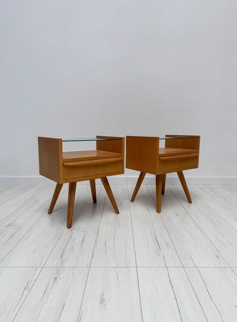 Paire de tables de chevet vintage en noyer mid-century 60s, Enlèvement, Utilisé, 45 à 65 cm, Moins de 55 cm