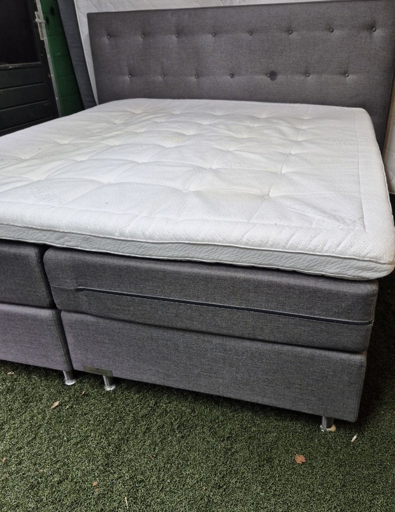 Bezorging is mogelijk 180x210 inzgs complete boxspring bed, Huis en Inrichting, 210 cm, Tweepersoons, Ophalen of Verzenden, Zo goed als nieuw