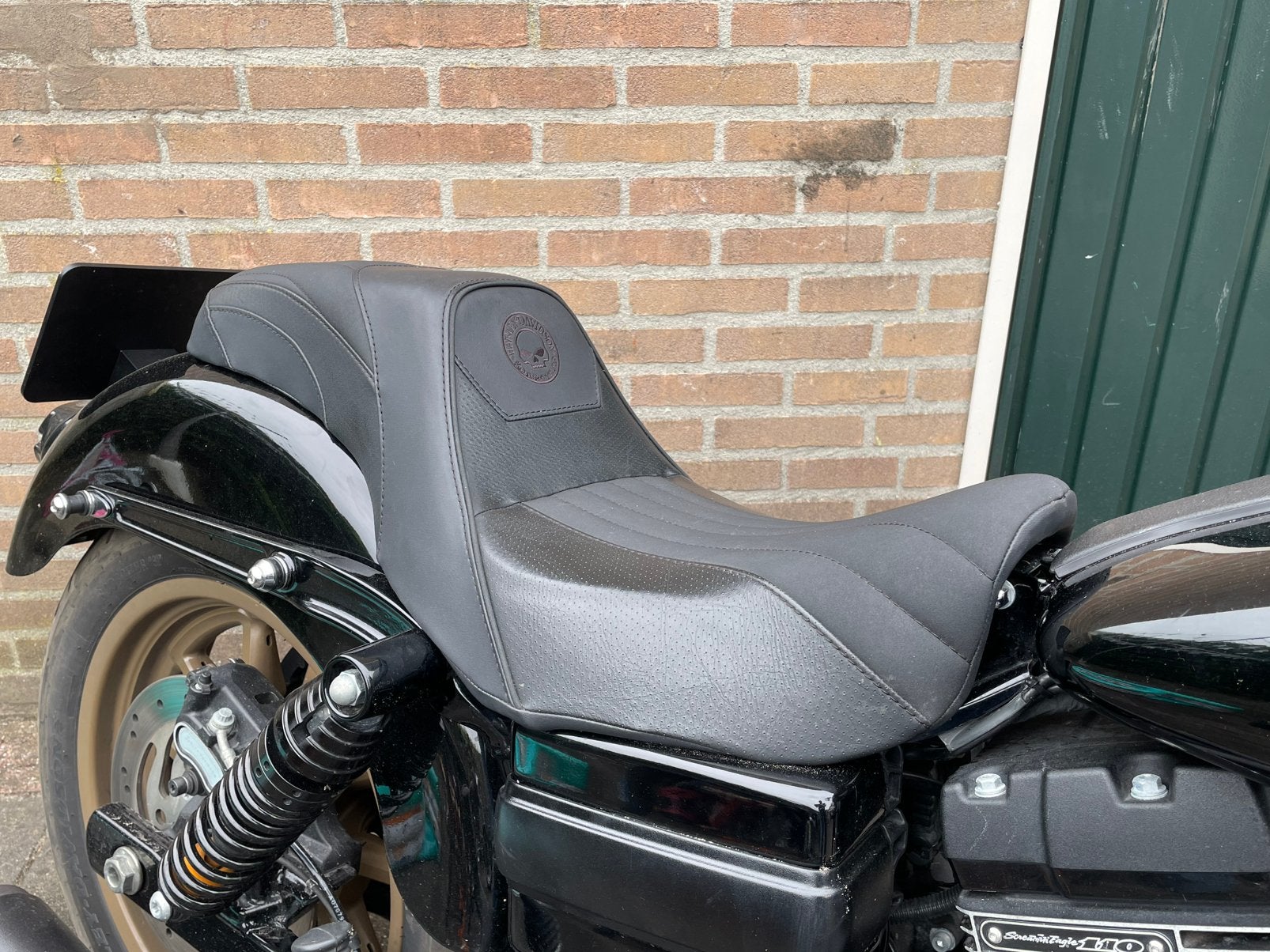 Harley Davidson Dyna (2006-2017) Custom made zadel., Ophalen, Gebruikt