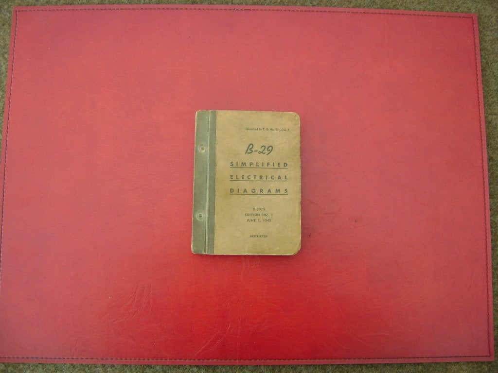 USAAF B-29 simplified electrical diagrams., Enlèvement ou Envoi, Armée de l'air, Livre ou Revue