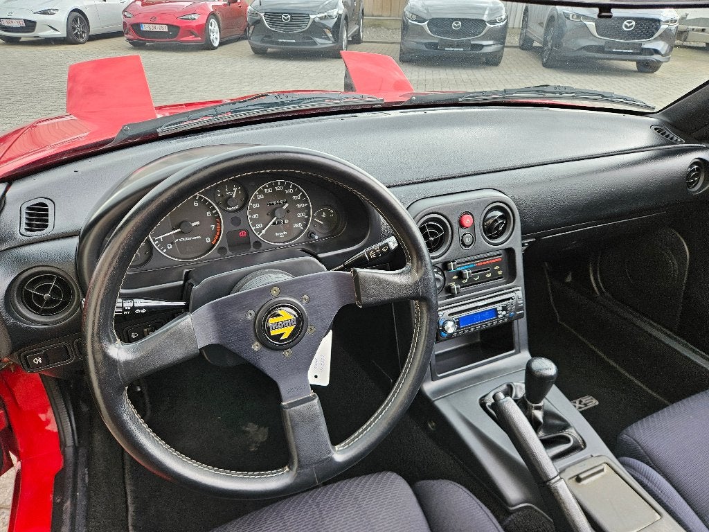 Mazda MX-5 NA 1.6i 16v, Rouge, Achat, Vitres électriques, Entreprise