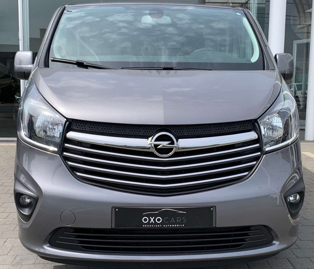 Opel Vivaro 1.6 CDTI BI-TURBO 120CV / UTILITAIRE 3 PLACES /, Argent ou Gris, Achat, https://public.car-pass.be/vhr/3edf080a-b4c8-4b6e-8cf4-29aa22baebfb
