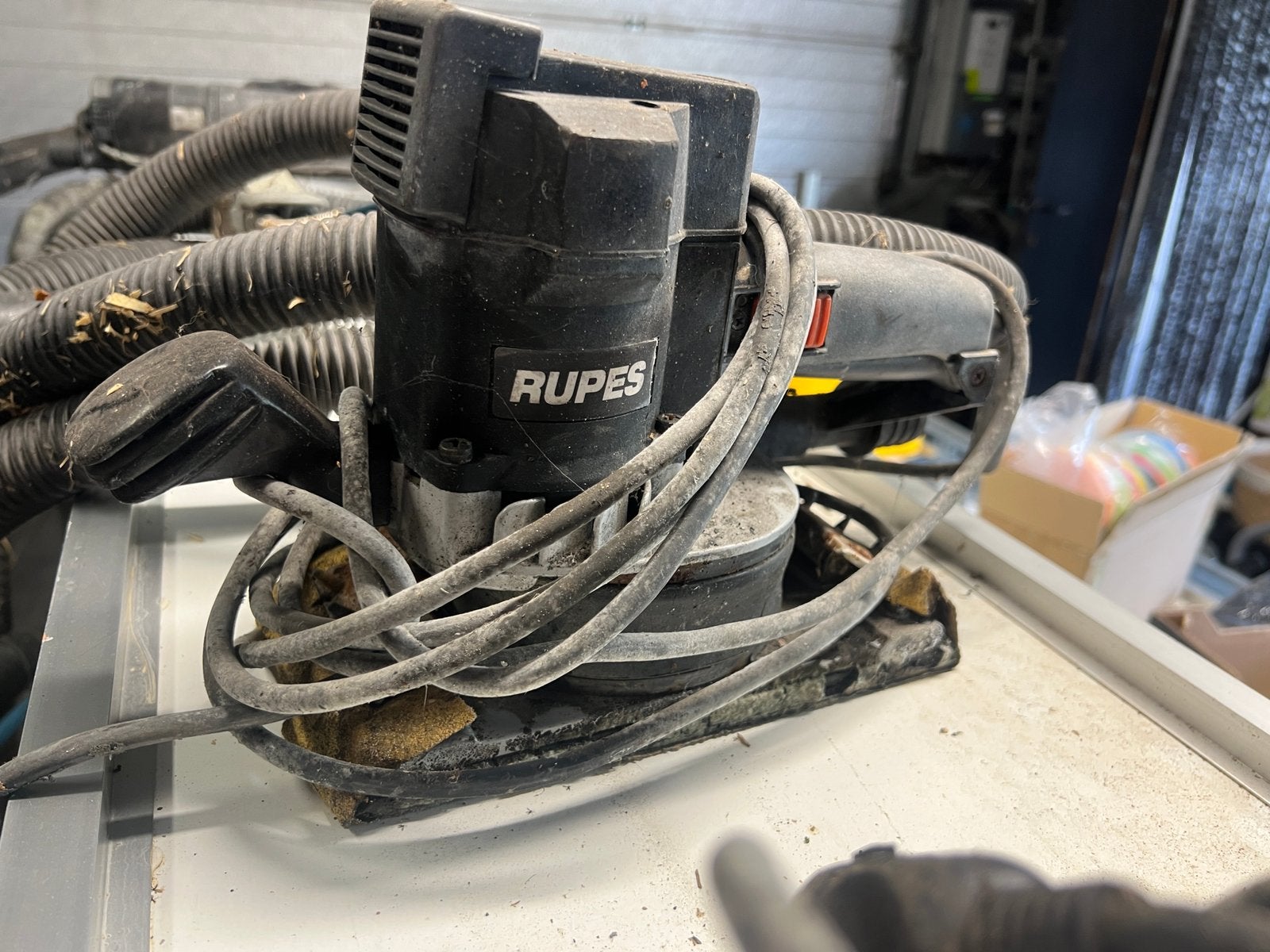 Rupes vlakschuurmachine, Doe-het-zelf en Bouw, Gereedschap | Schuurmachines, Ophalen, Vlakschuurmachine