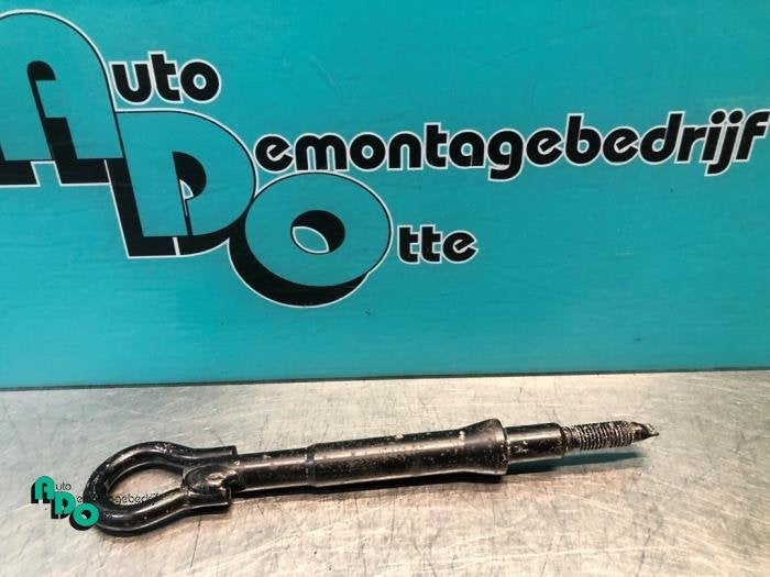 Crochet de remorquage avant d'un Citroen Nemo (Nemo 08-) (24, -, 3 mois de garantie, Utilisé, -