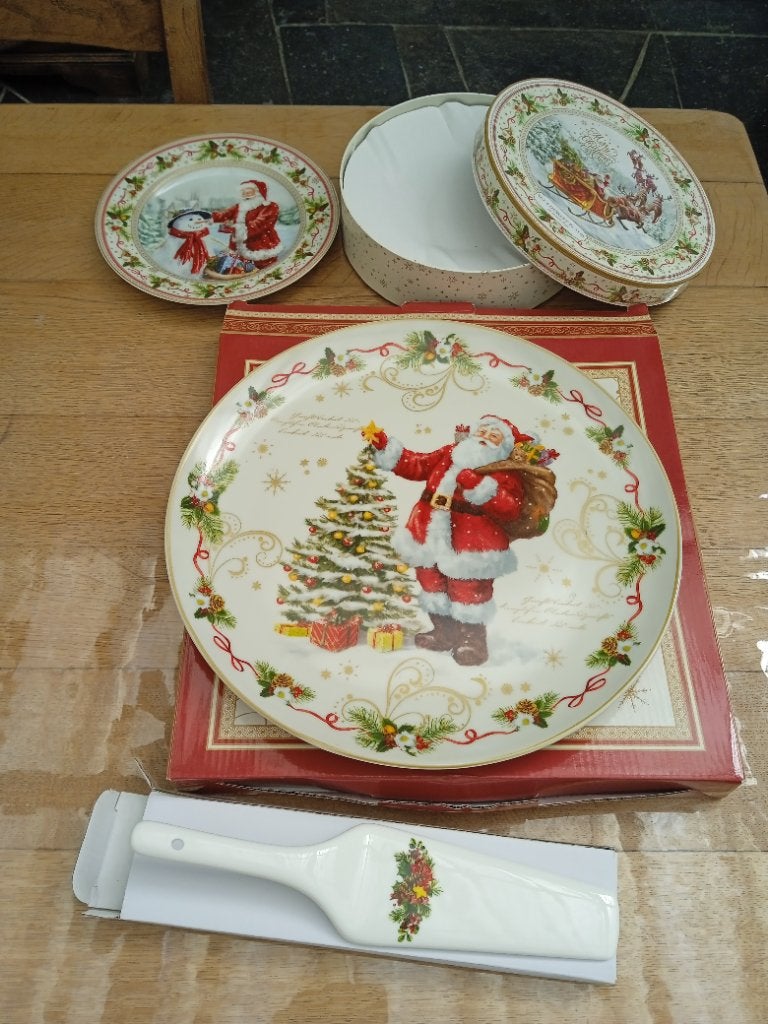 Set 4 personnes pour dessert de Noël, Maison & Meubles, Neuf, Assiettes(s), Enlèvement, Autres styles