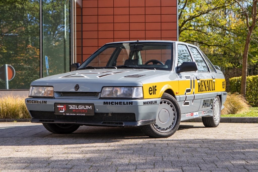 Renault 21 Turbo, Voorwielaandrijving, 4 deurs, 1995 cc, Zwart