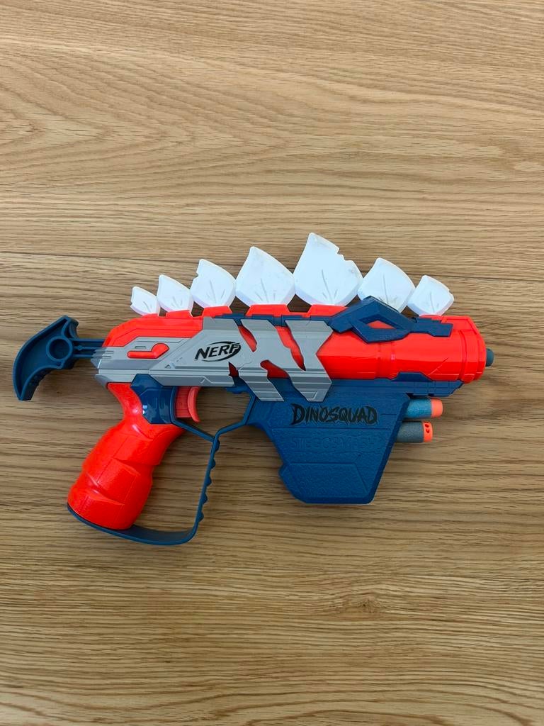 Nerf dinosquad, Enlèvement ou Envoi, Comme neuf