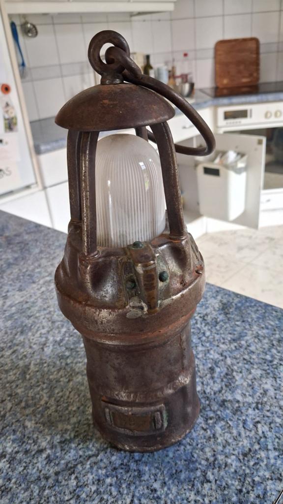 Antieke mijnwerkerslamp met batterij., Antiek en Kunst, Ophalen