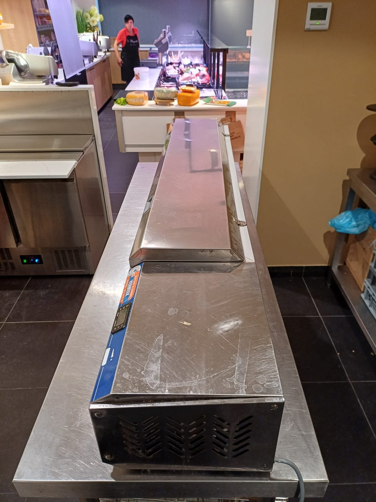Saladet te koop, Ophalen, Bakkerij en Slagerij