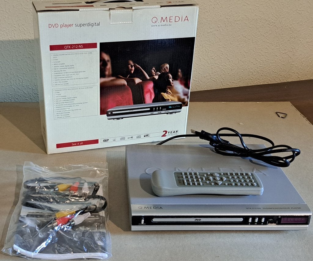 Q-Media QTK-212-NS, multi-player superdigital, IR bediening, TV, Hi-fi & Vidéo, Lecteurs DVD, Autres marques, Comme neuf, Enlèvement