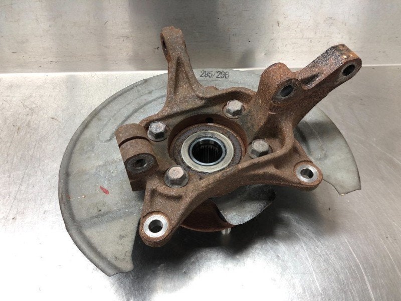 MOYEU DE ROUE AVANT Mitsubishi Eclipse Cross (GK / GL), Autos : Pièces & Accessoires, Freins & Transmission, Mitsubishi, Utilisé