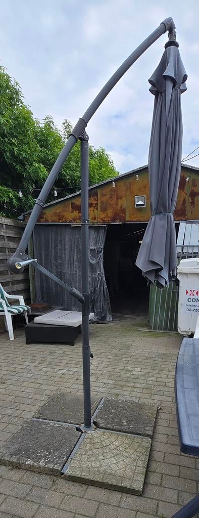 Zwevende parasol, Tuin en Terras, Ophalen