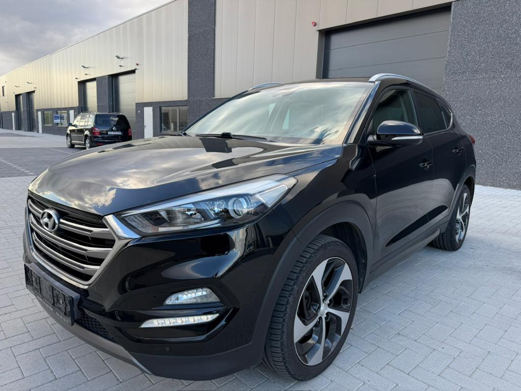 Hyundai tucson 2015 2.0 diesel, Auto's, Hyundai, Adaptive Cruise Control, 4 cilinders, Zwart, Leder