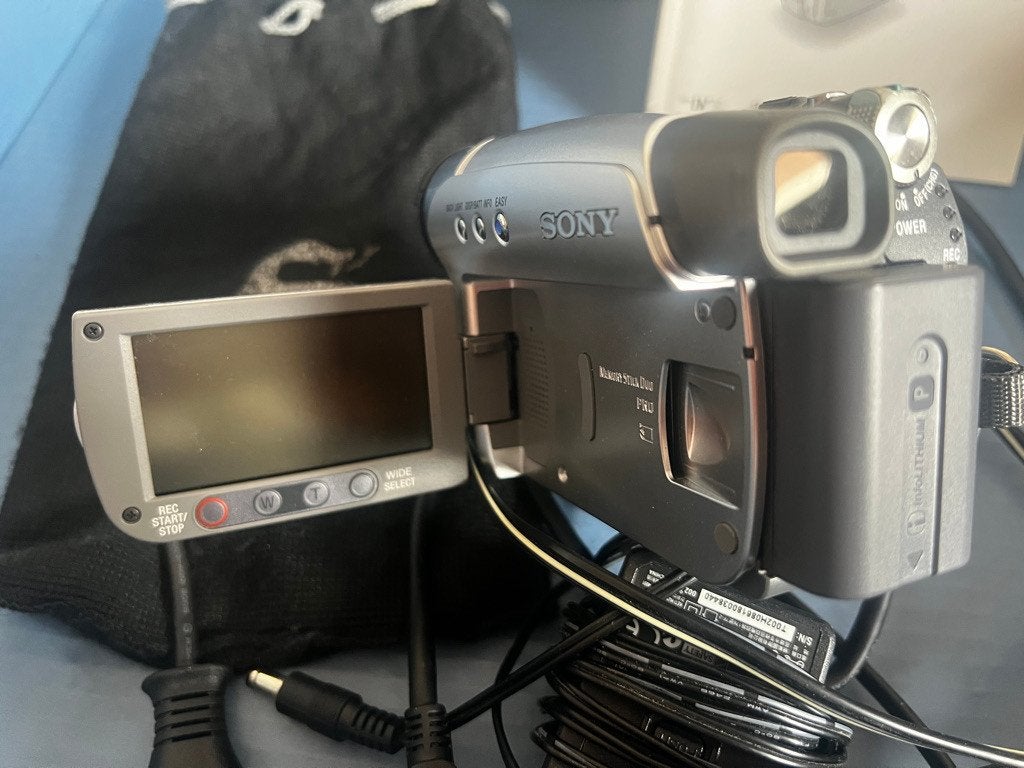 Caméra Sony Handycam DCR-HC44E MiniDV - Etat neuf, Full HD, Enlèvement ou Envoi, Caméra, Comme neuf