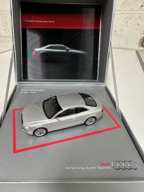 Modelwagen Audi A5 1:43, Ophalen of Verzenden, Nieuw