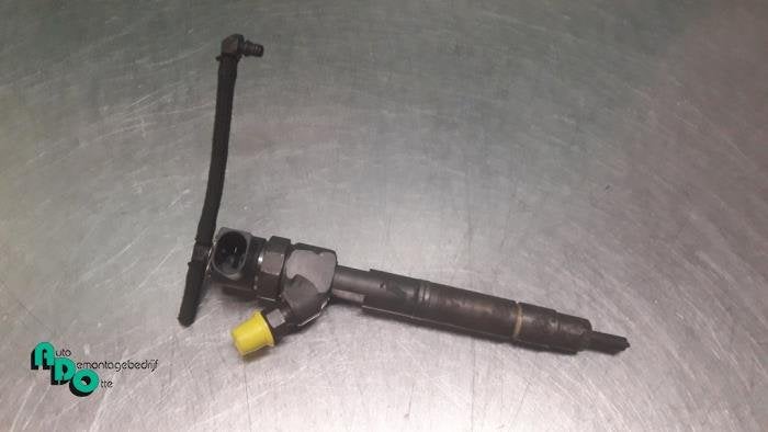 Injecteur (diesel) d'un Mercedes C-Klasse (C-Klasse 00-), Autos : Pièces & Accessoires, Systèmes à carburant, Mercedes-Benz, Utilisé
