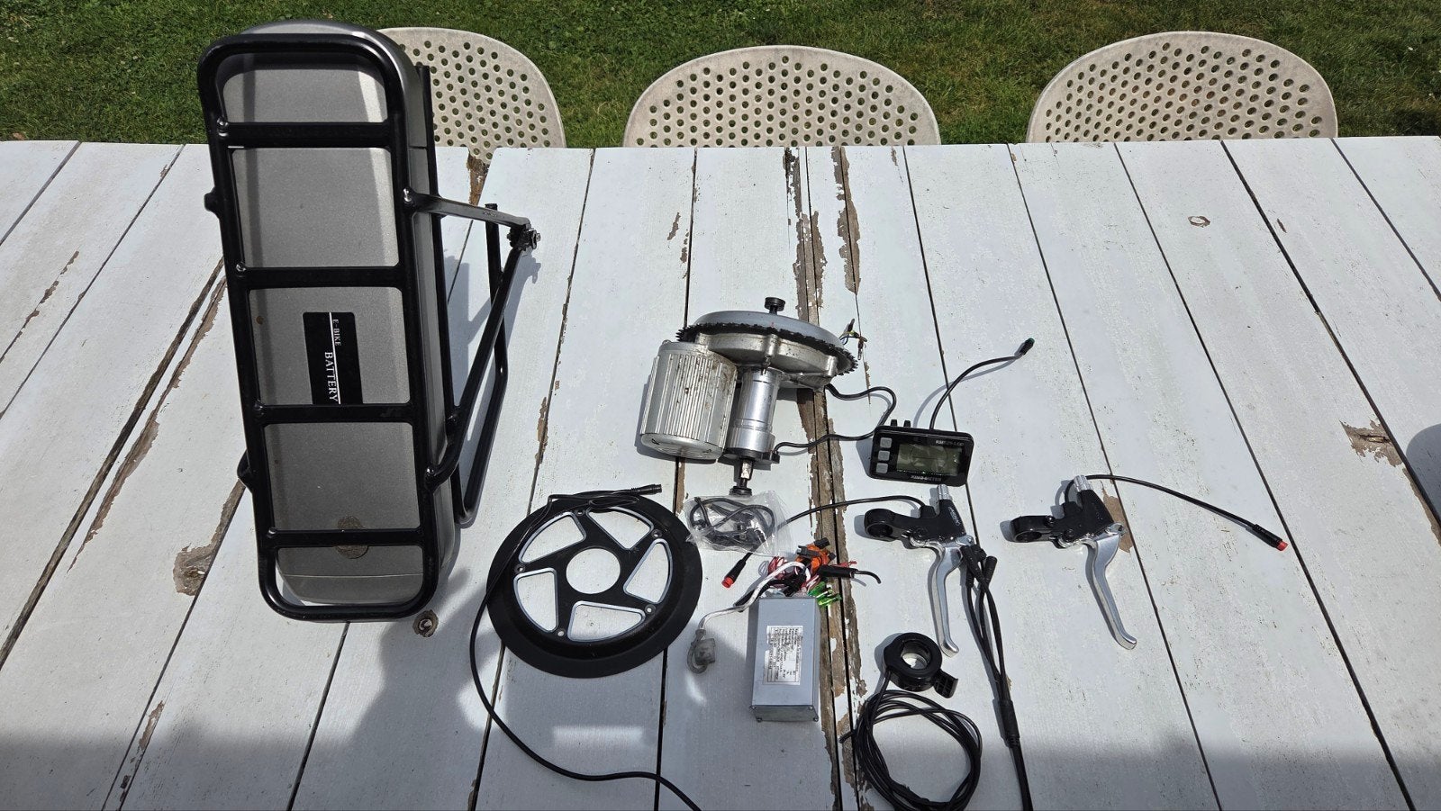 Vélo électrique Minerva moteur, chargeur, batterie et acc., Enlèvement
