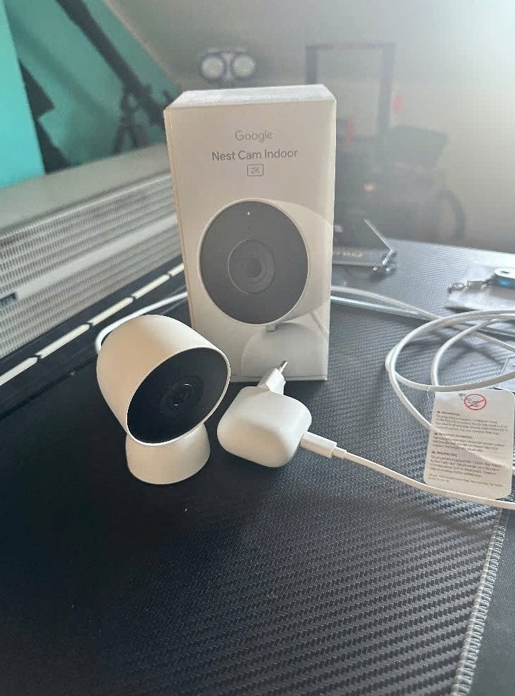Google Nest Cam Indoor 3nd gen, Ophalen of Verzenden, Zo goed als nieuw, Binnencamera