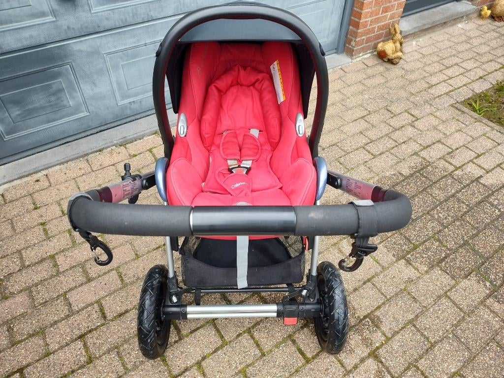 Rode maxi cosi 3 in 1 buggy set, Kinderen en Baby's, Buggy's, Ophalen, Gebruikt, Maxi-Cosi, Voetenzak