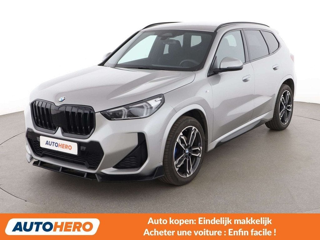 BMW X1 sDrive 18i M Sport (année de construction 2025), Autos, BMW, Argent ou Gris, Achat, Alcantara, 5 portes