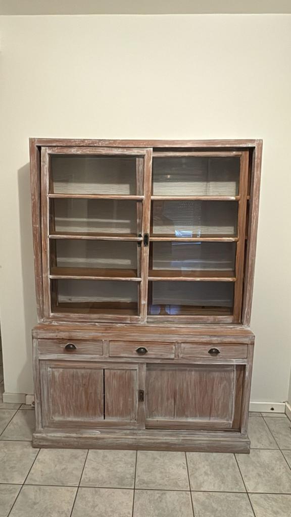 Meuble vitrine en bois d'Indonésie