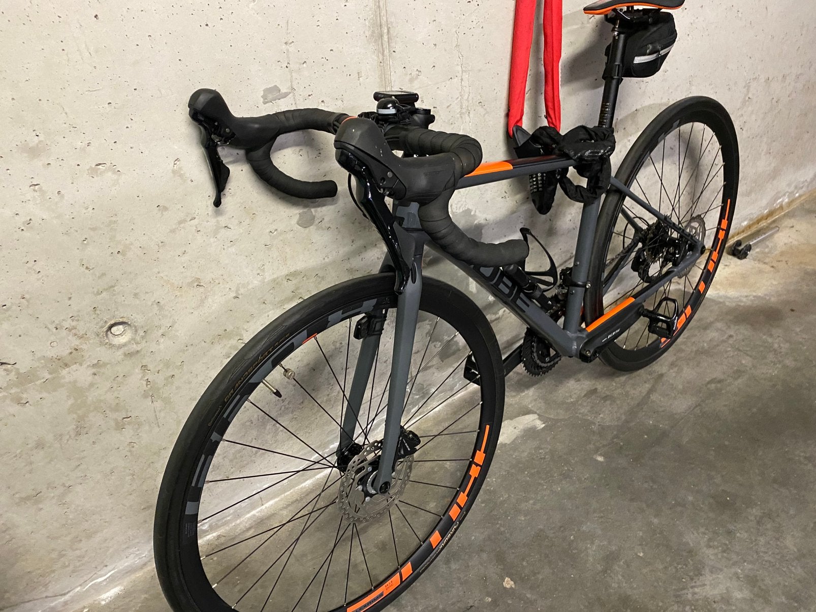 Koersfiets Cube nieuwstaat kleine maat., Enlèvement, Comme neuf