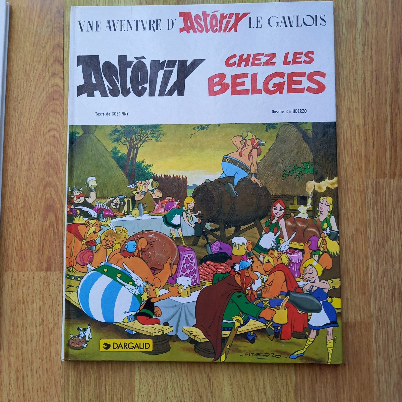 3 GEKARTONEERDE ASTERIXSTRIPS, Boeken, Ophalen of Verzenden