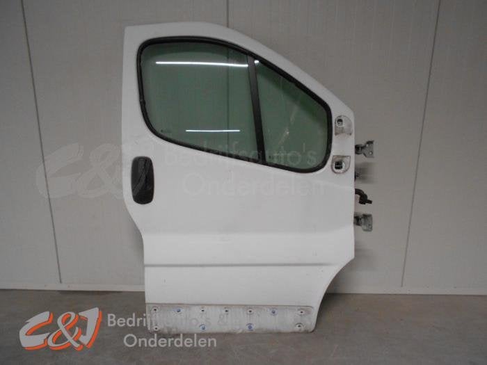 Portière 2portes droite d'un Renault Trafic, Renault, -, 3 mois de garantie, Utilisé